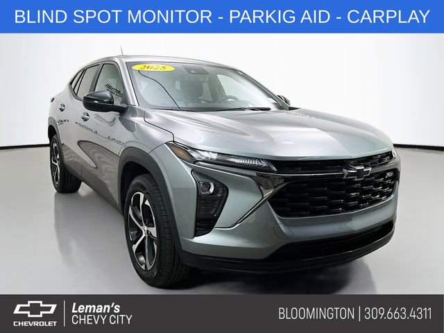 2025 Chevrolet Trax RS's photo