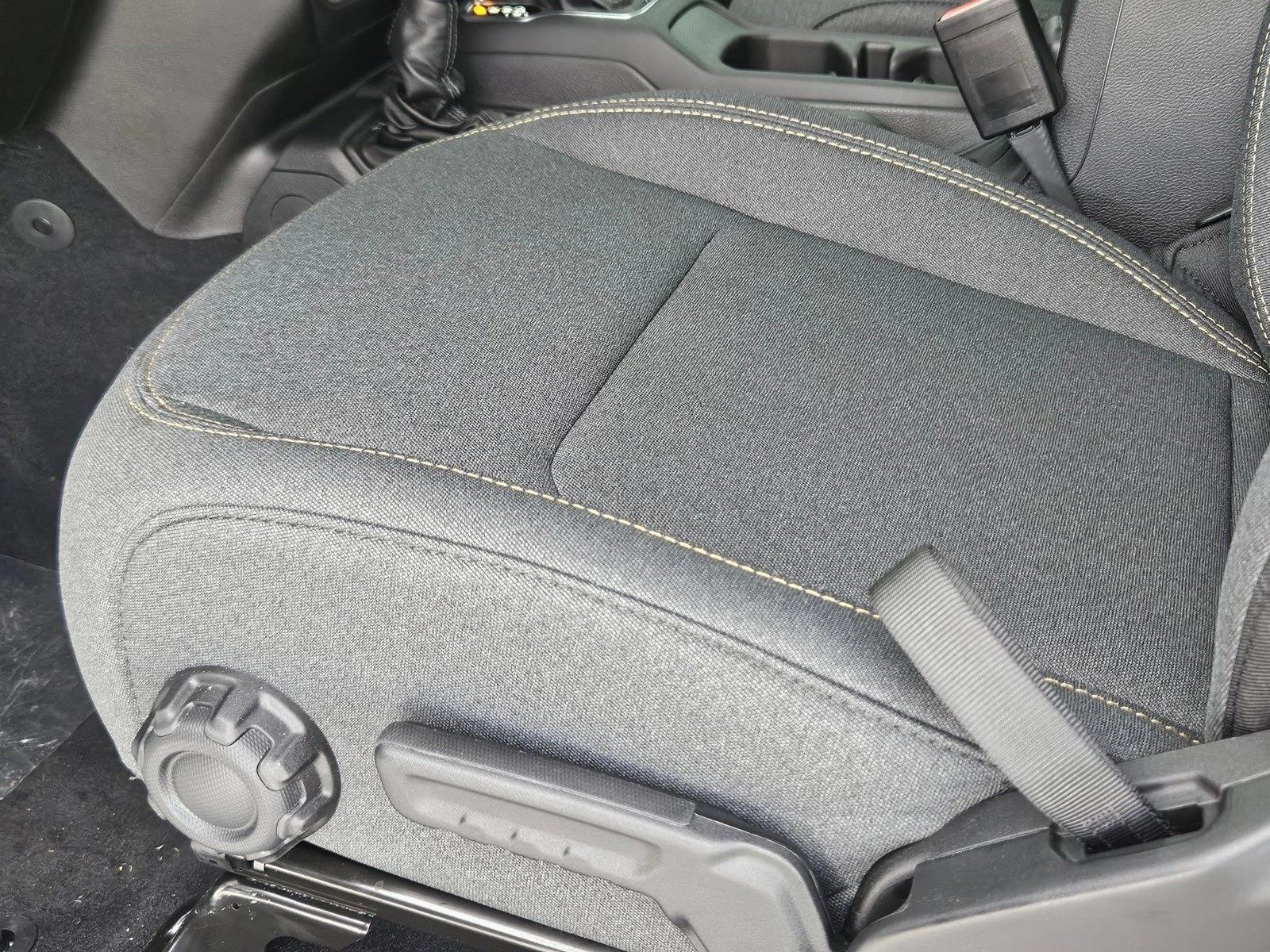 2025 Jeep Gladiator Willys photo 4