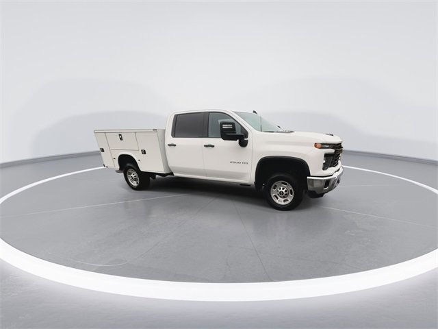 2024 Chevrolet Silverado 2500HD photo 2