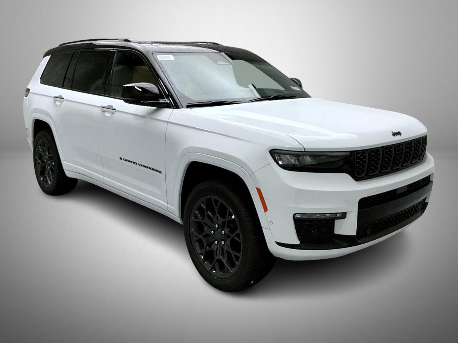 2025 Jeep Grand Cherokee L Summit photo 3