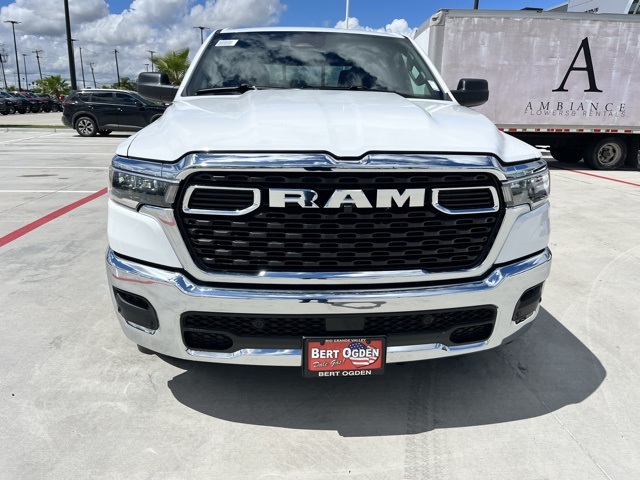 2025 Ram 1500 Tradesman photo 2