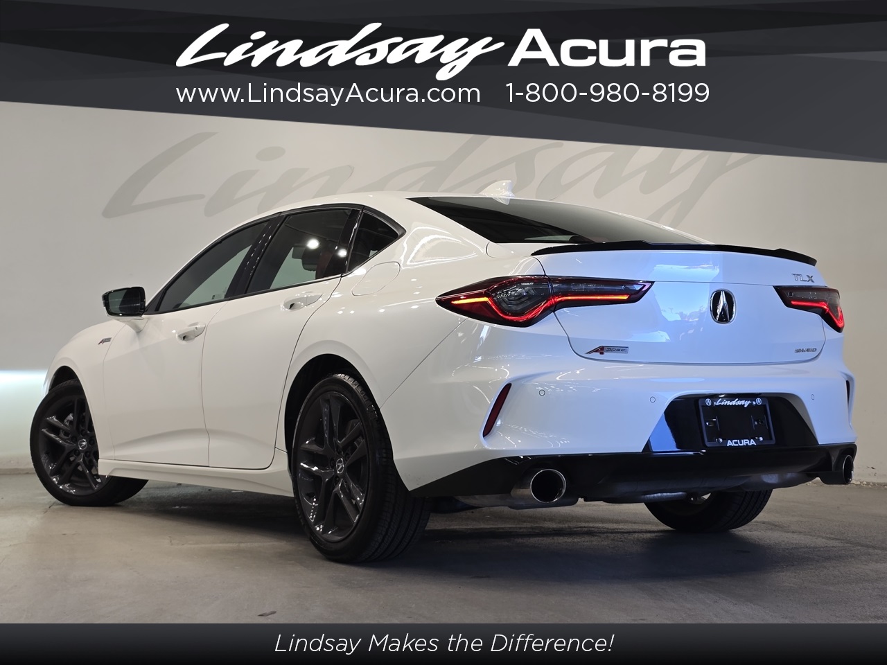 2025 Acura TLX photo 4
