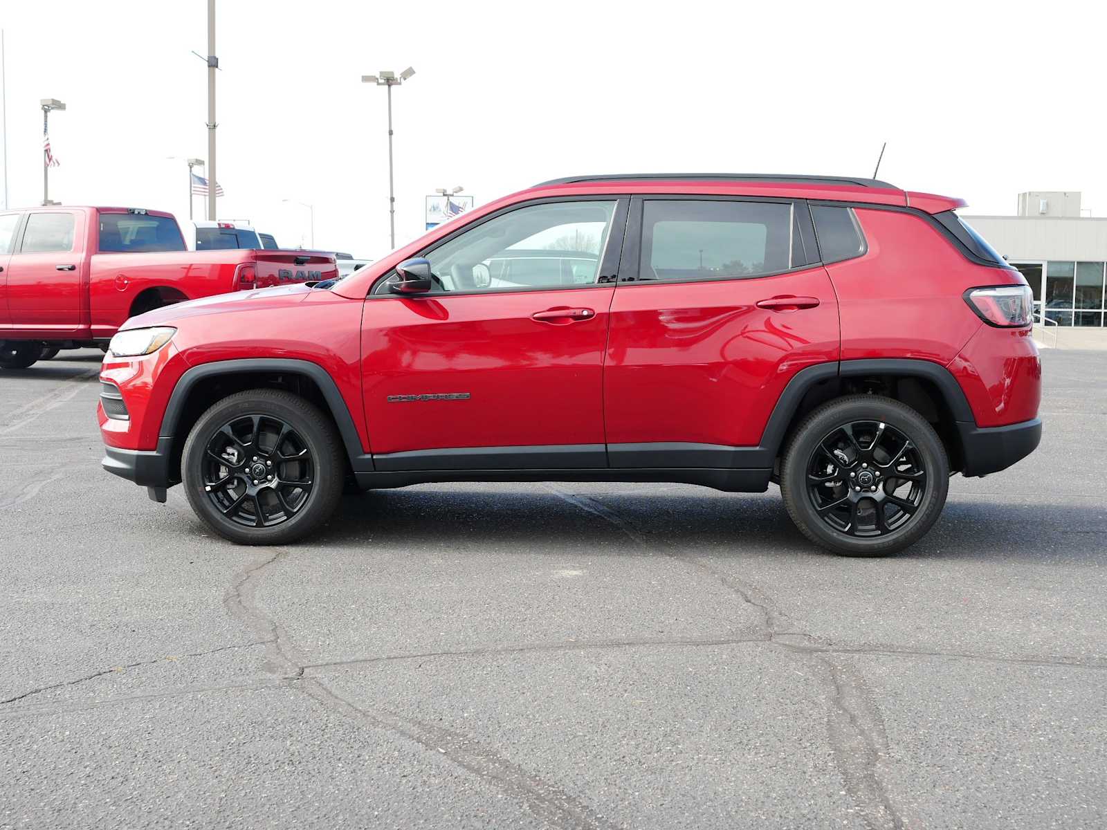 2026 Jeep Compass Latitude photo 3
