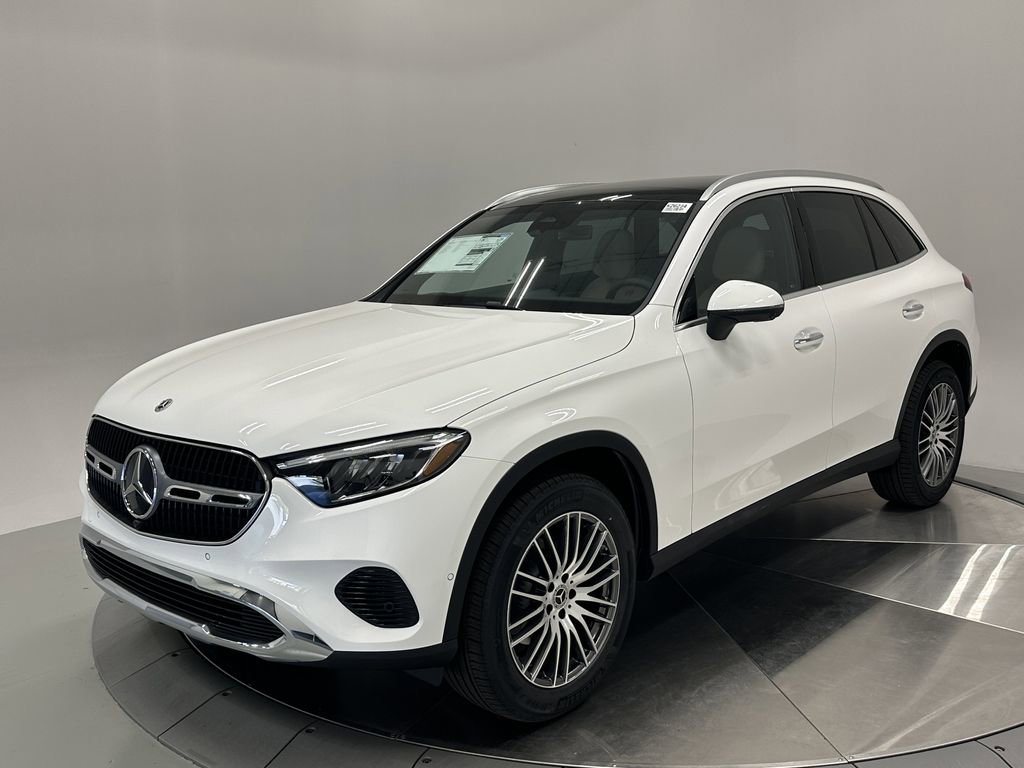2026 Mercedes Benz GLC 300 4MATIC photo 3