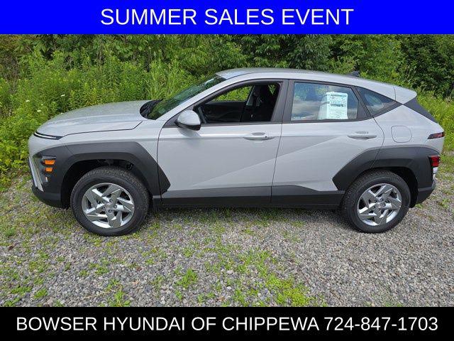2025 Hyundai Kona SE photo 2
