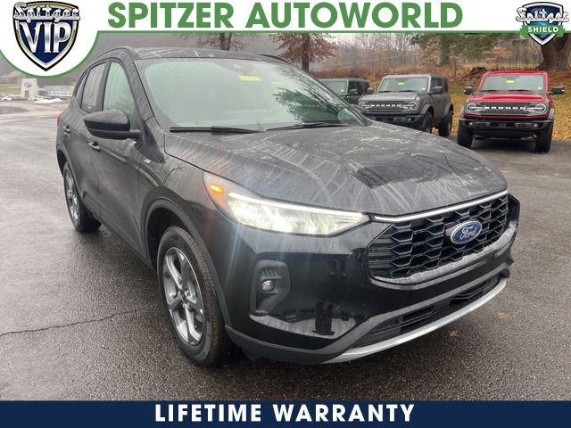 2026 Ford Escape ST-Line Select's photo