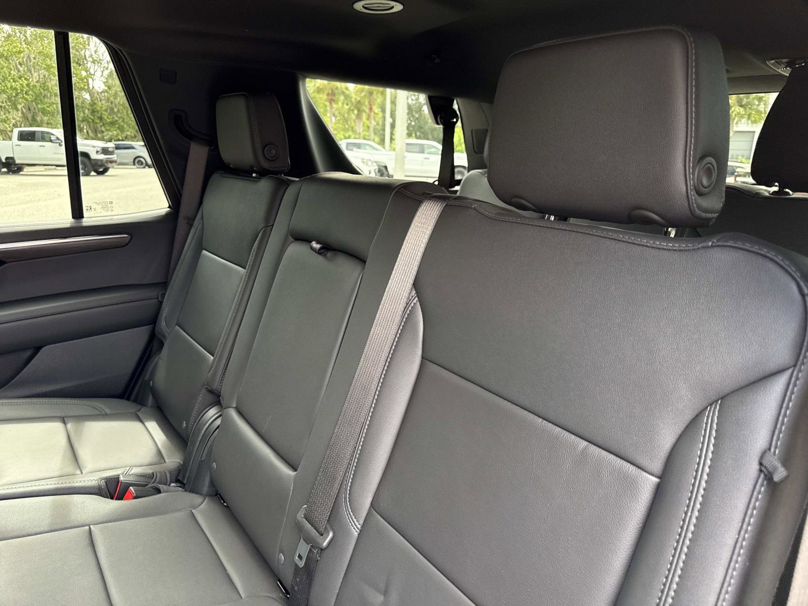 2025 Chevrolet Tahoe Z71 photo 9