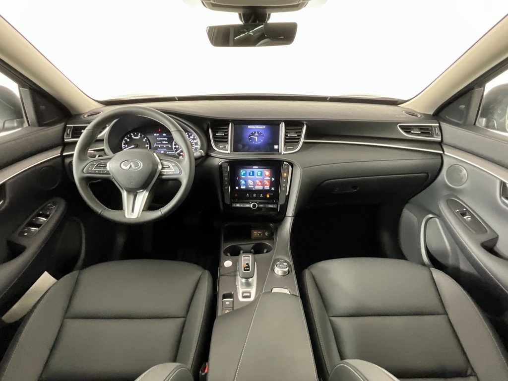 2025 Infiniti QX50 PURE AWD photo 3