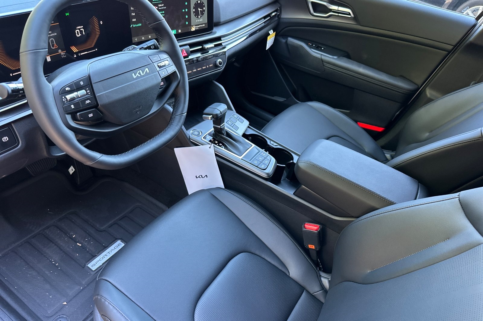 2026 Kia Sportage EX photo 5