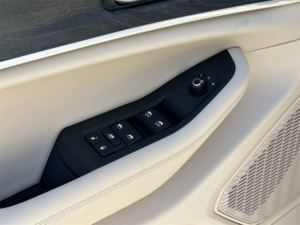 2025 Jeep Grand Cherokee Limited photo 16