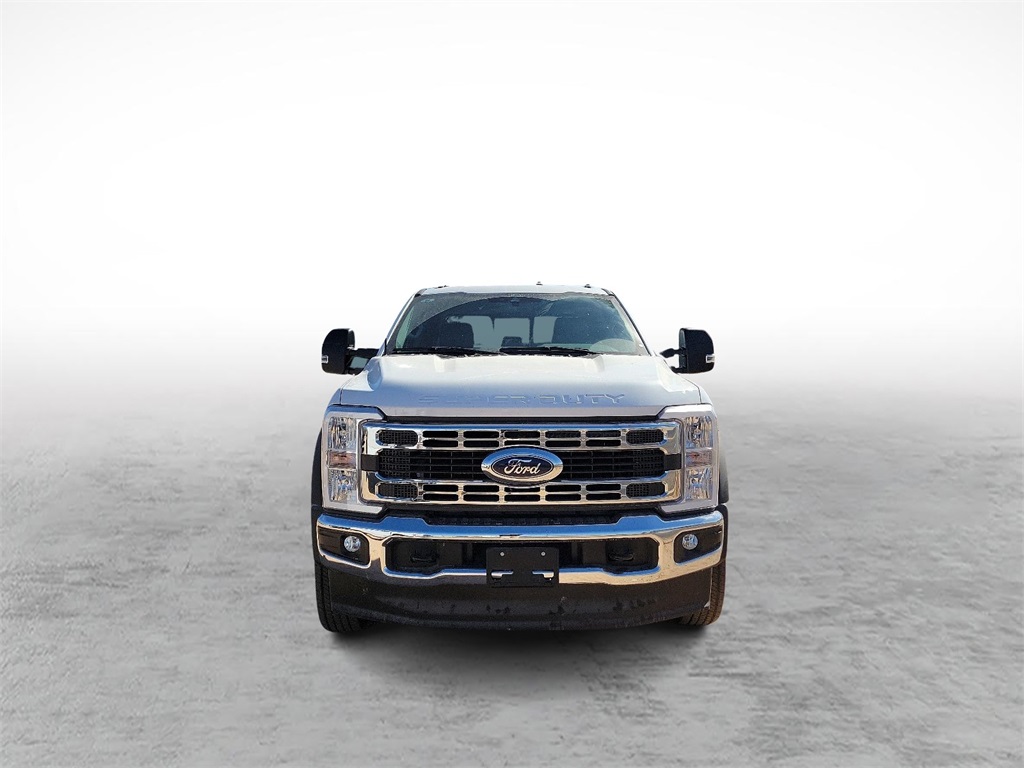 2024 Ford F-550 XL photo 3