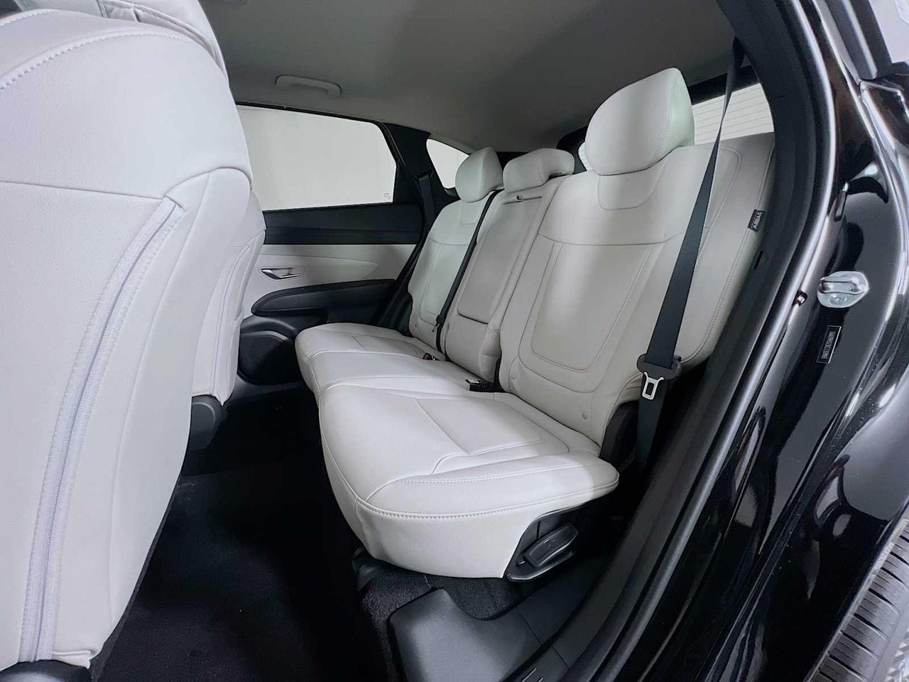 2025 Hyundai Tucson SEL Convenience photo 11