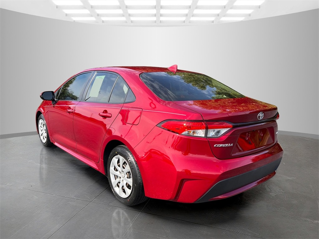 2022 Toyota Corolla LE photo 4