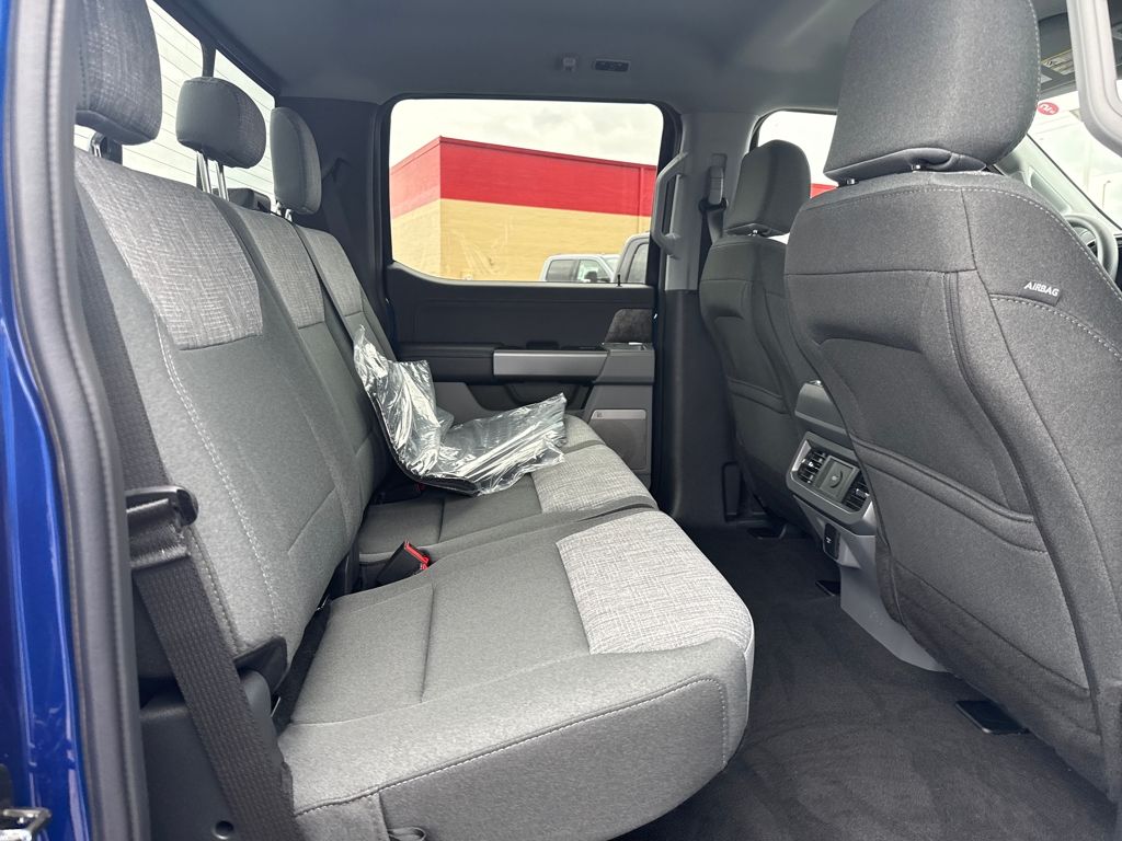 2026 Ford F-250 XLT photo 11