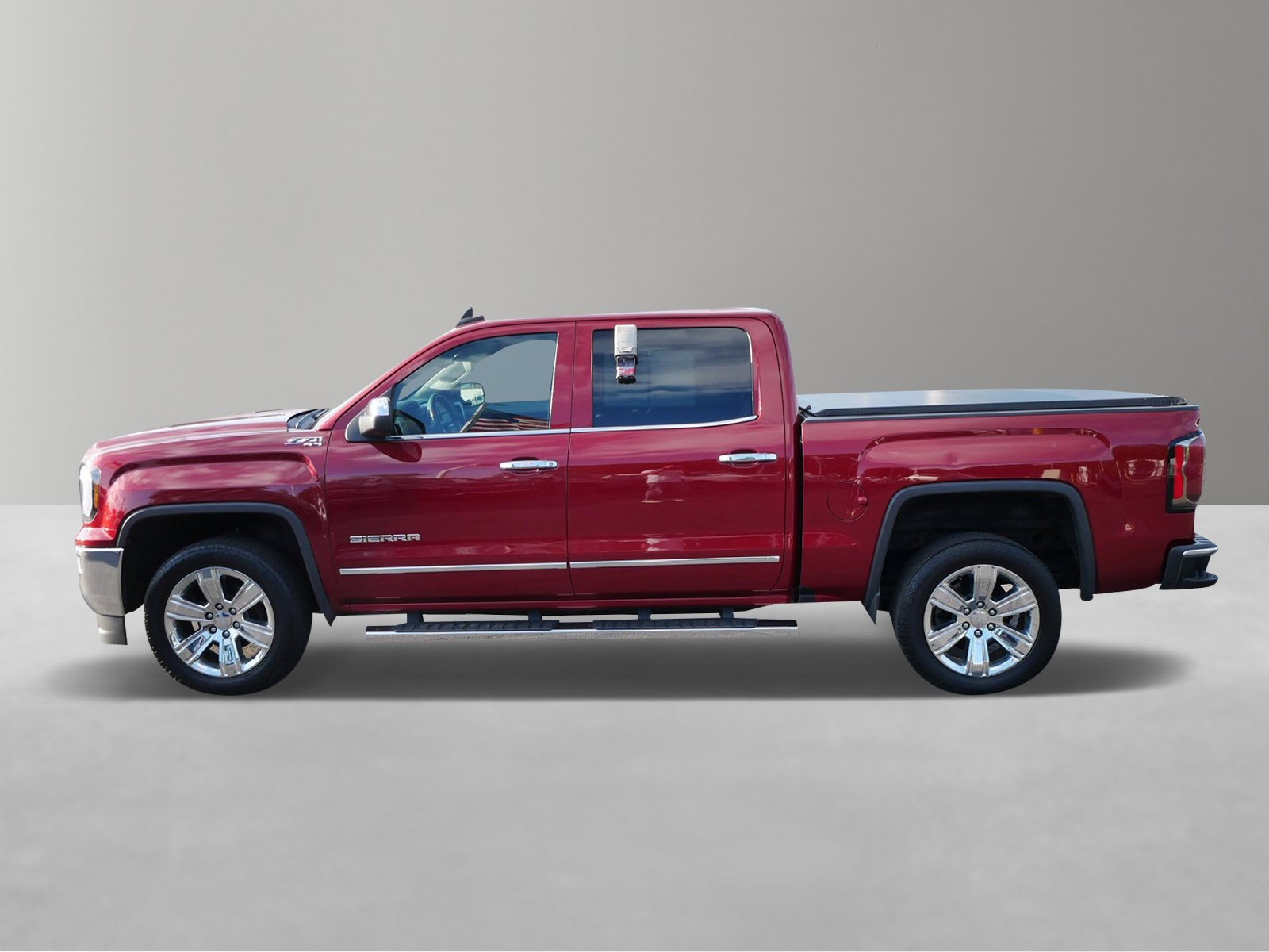 Used 2018 GMC Sierra 1500 SLT with VIN 3GTU2NEC8JG582292 for sale in White Bear Lake, Minnesota