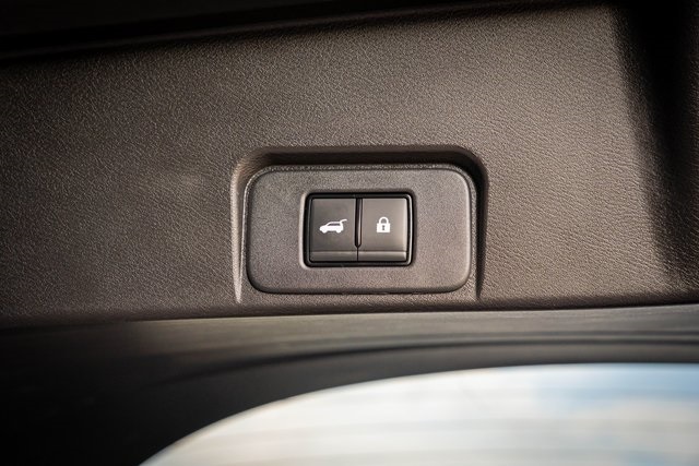 2024 Nissan Rogue SV photo 30