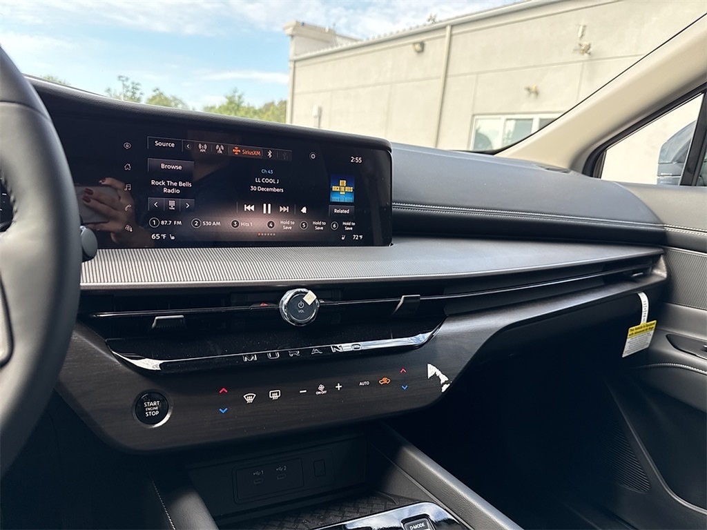 2025 Nissan Murano SV photo 7