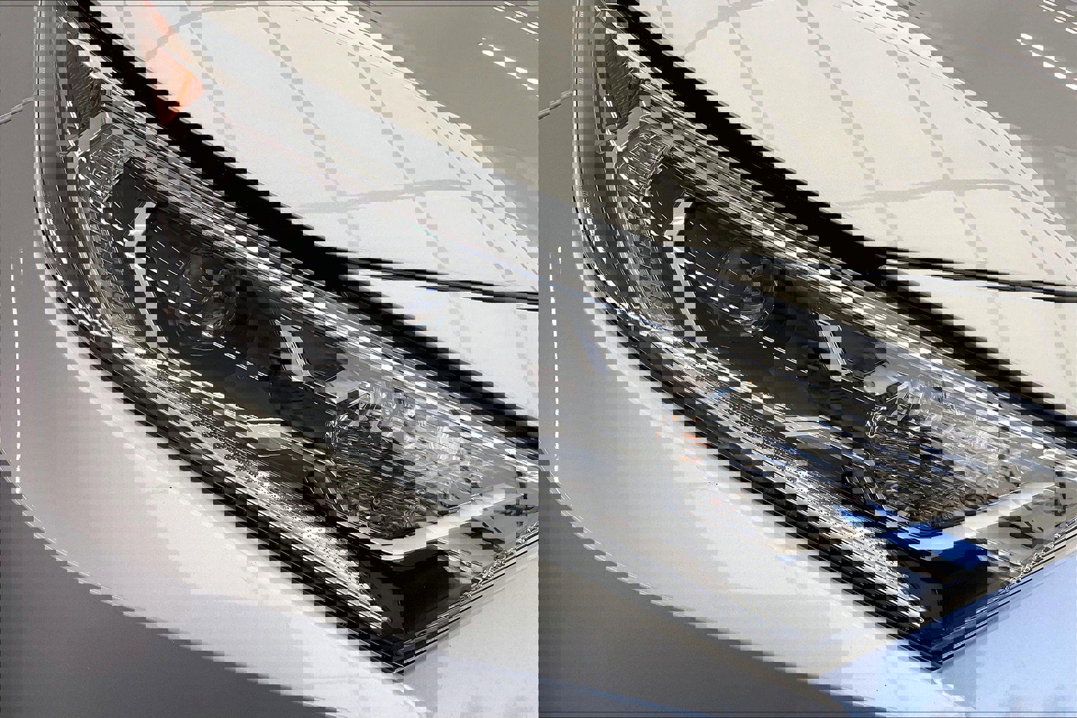 2021 Toyota RAV4 Hybrid XSE photo 26