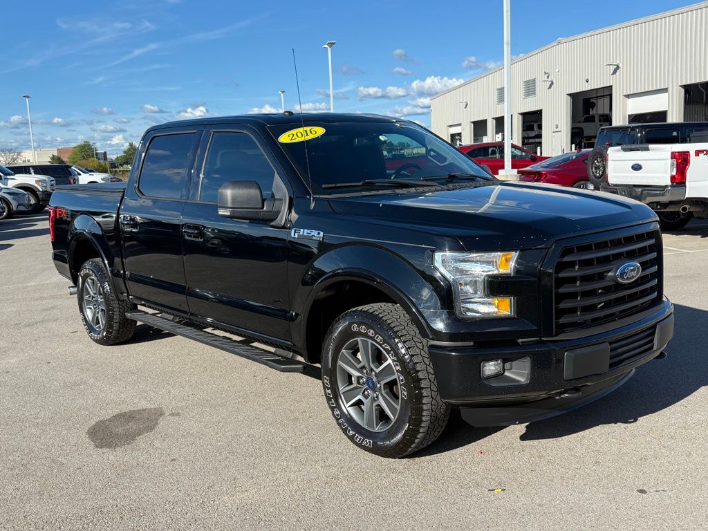 2016 Ford F-150 XLT photo 2