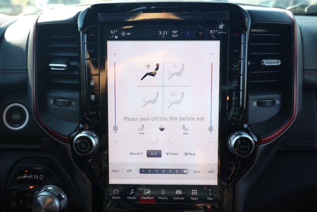 New 2026 Diamond Black Crystal Pearl-Coat Exterior Paint RAM Rebel image 27