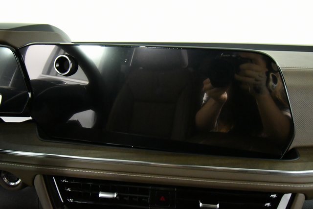 2026 Chevrolet Suburban High Country photo 3