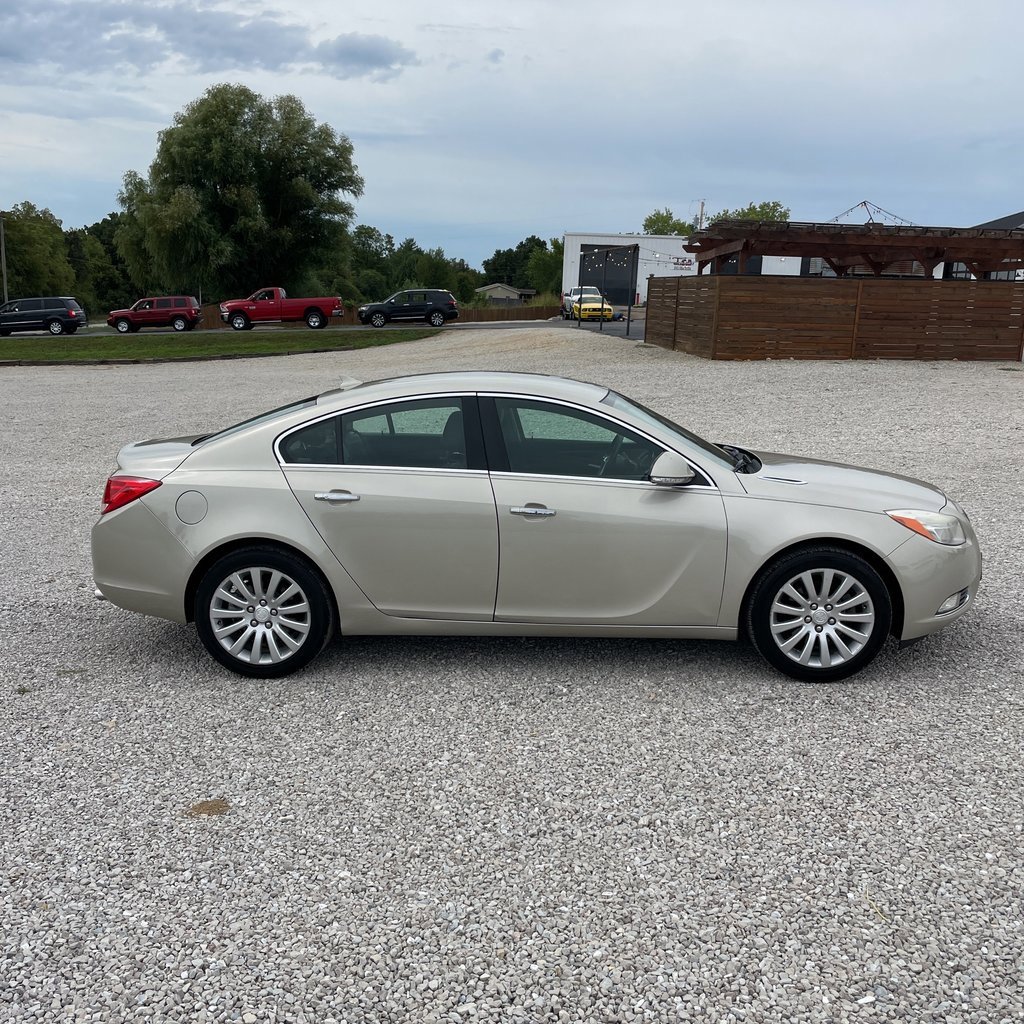 2013 Buick Regal Premium I photo 6