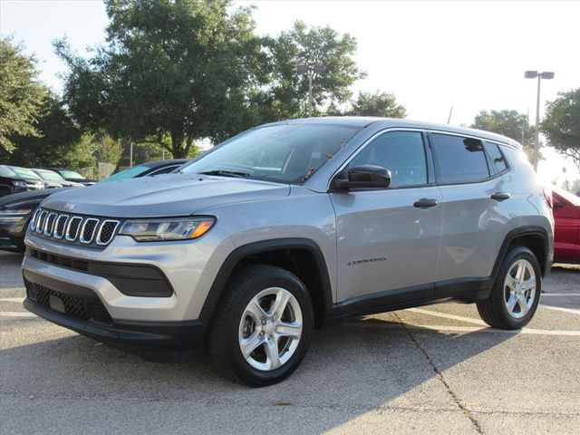 2023 Jeep Compass Sport photo 3