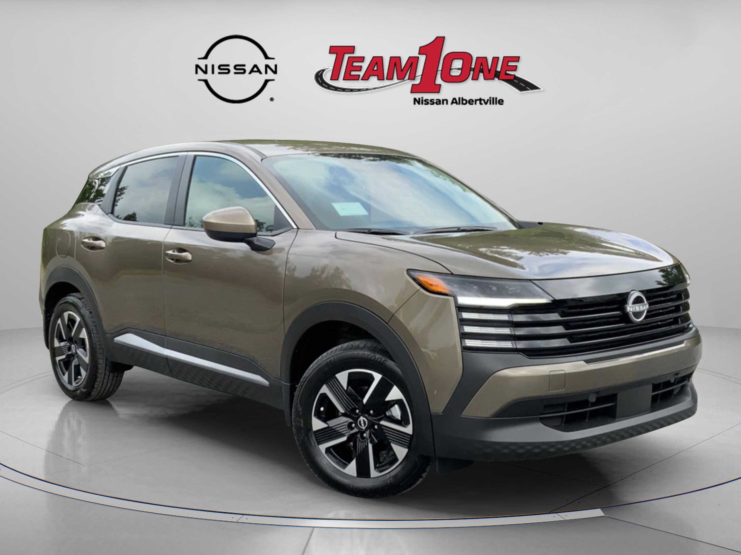 2025 Nissan Kicks SV AWD's photo