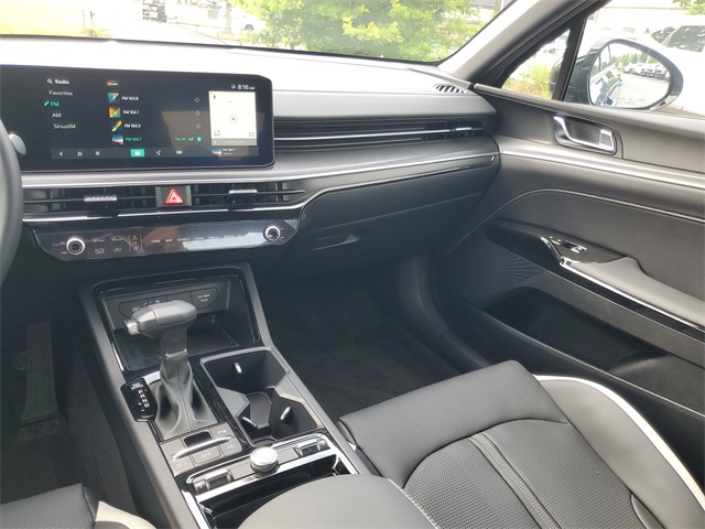 2025 Kia K5 GT-Line photo 10