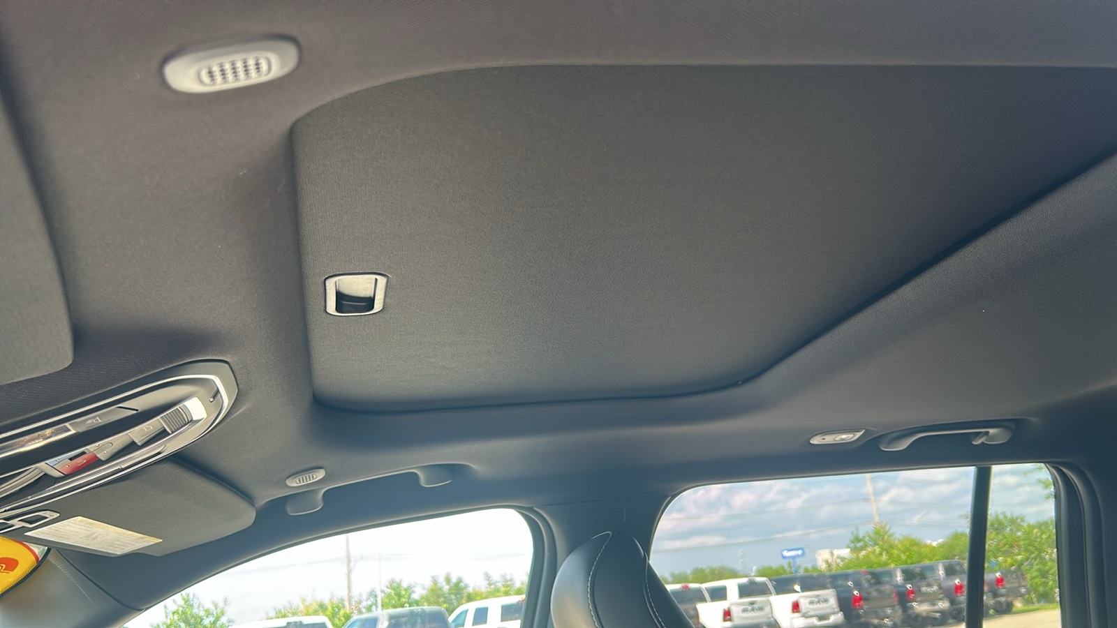2025 Jeep Grand Cherokee Altitude X photo 16