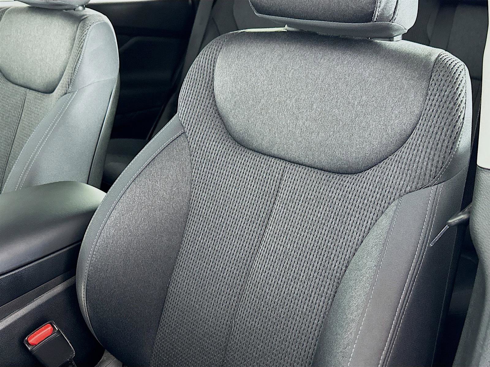 2022 Hyundai Santa Fe SEL photo 18