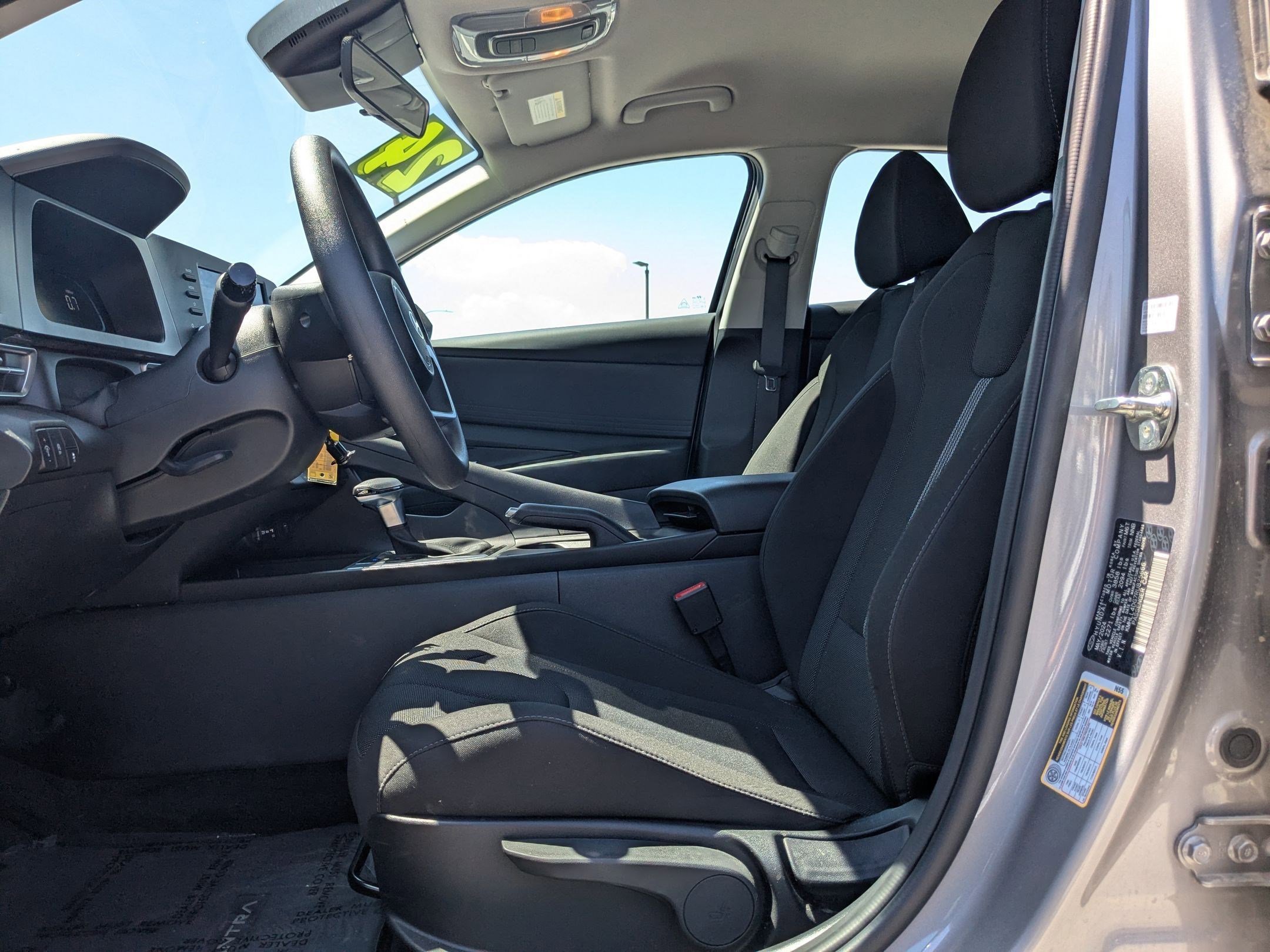 2024 Hyundai Elantra SE photo 22