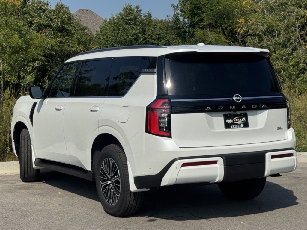 2026 Nissan Armada SL photo 5