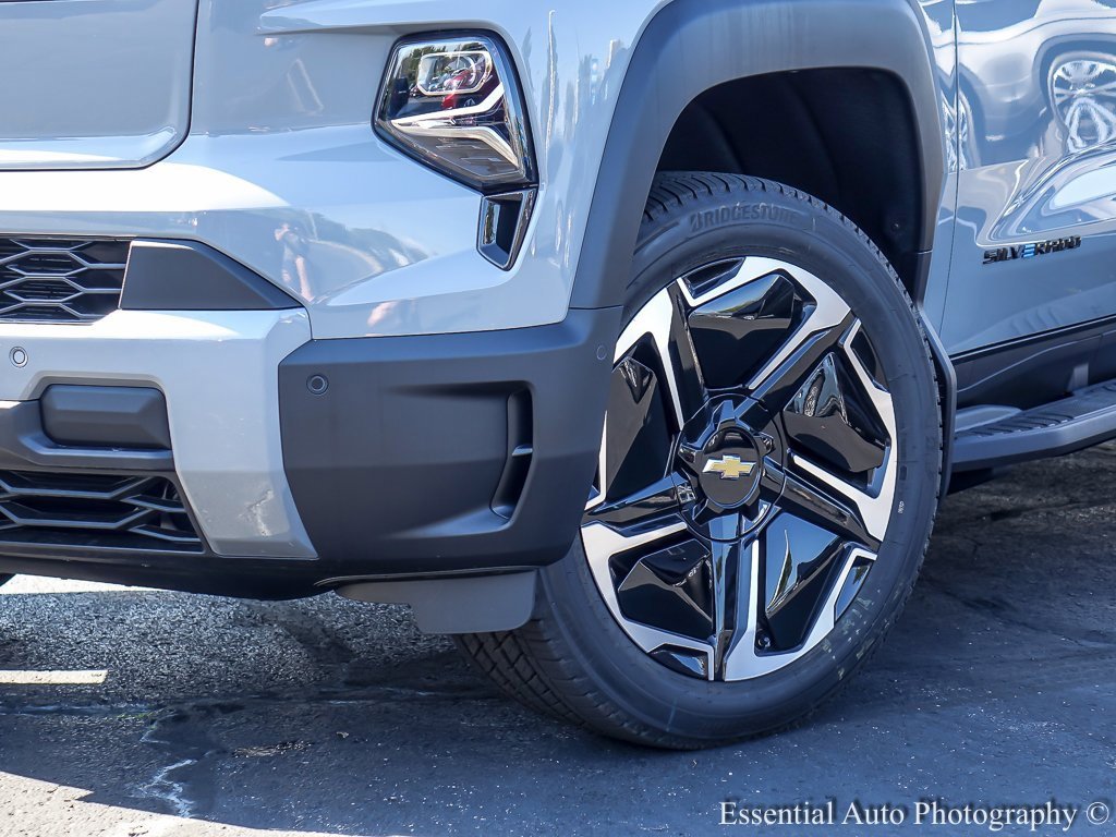2026 CHEVROLET SILVERADO - Image 4