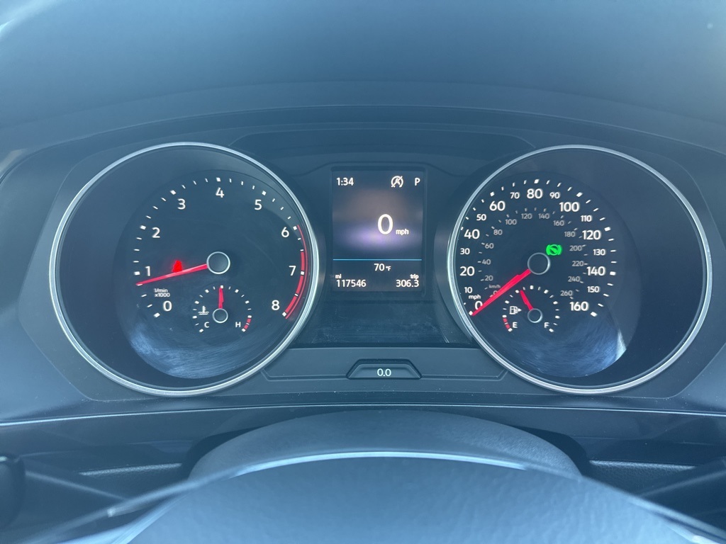2018 Volkswagen Tiguan SE photo 16