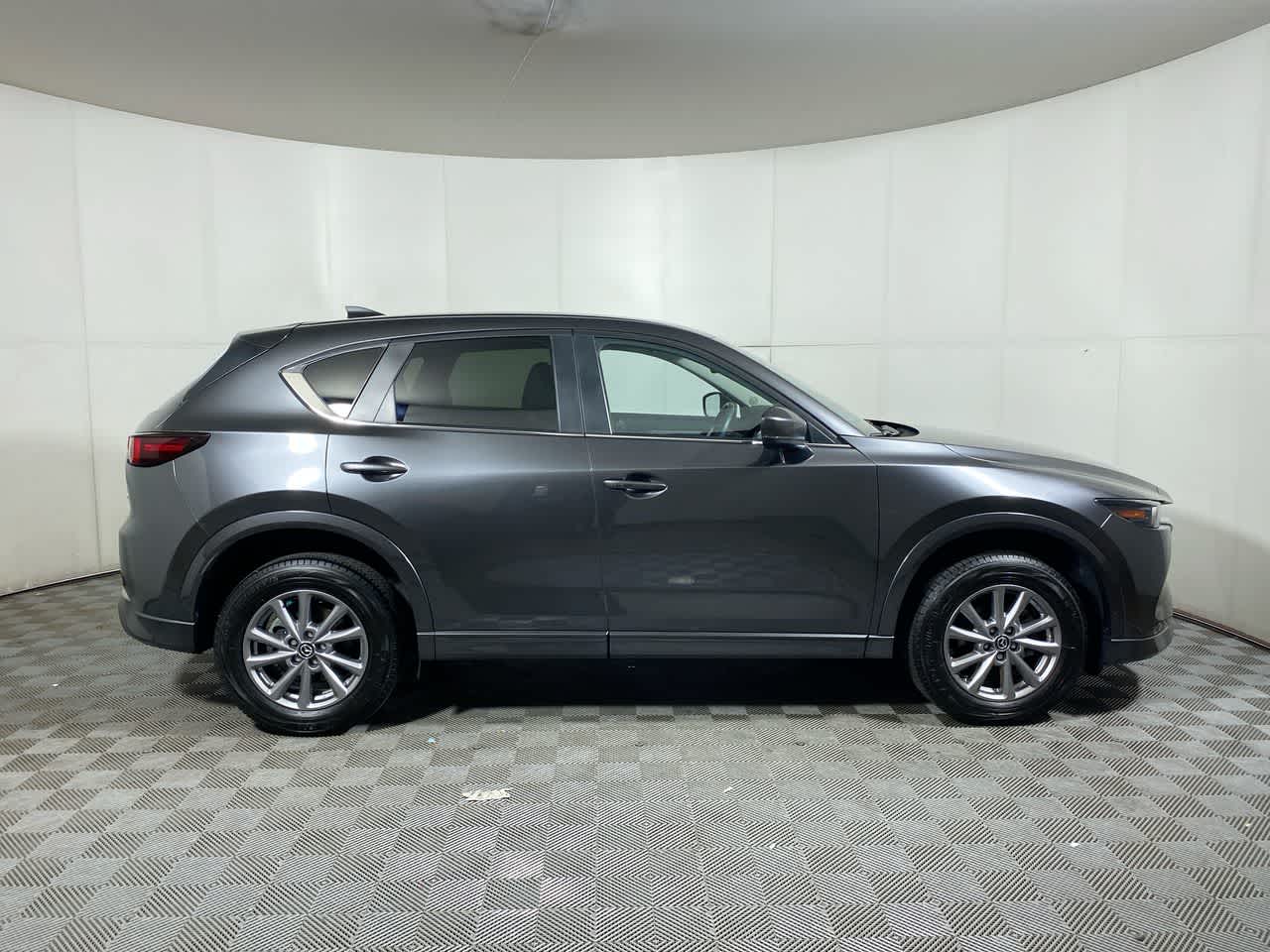 2024 Mazda CX-5 2.5 S Preferred photo 5