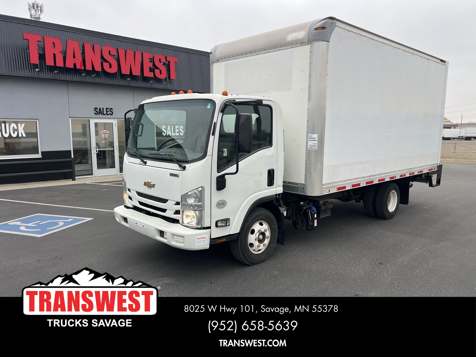 2018 Chevrolet Low Cab Forward Base