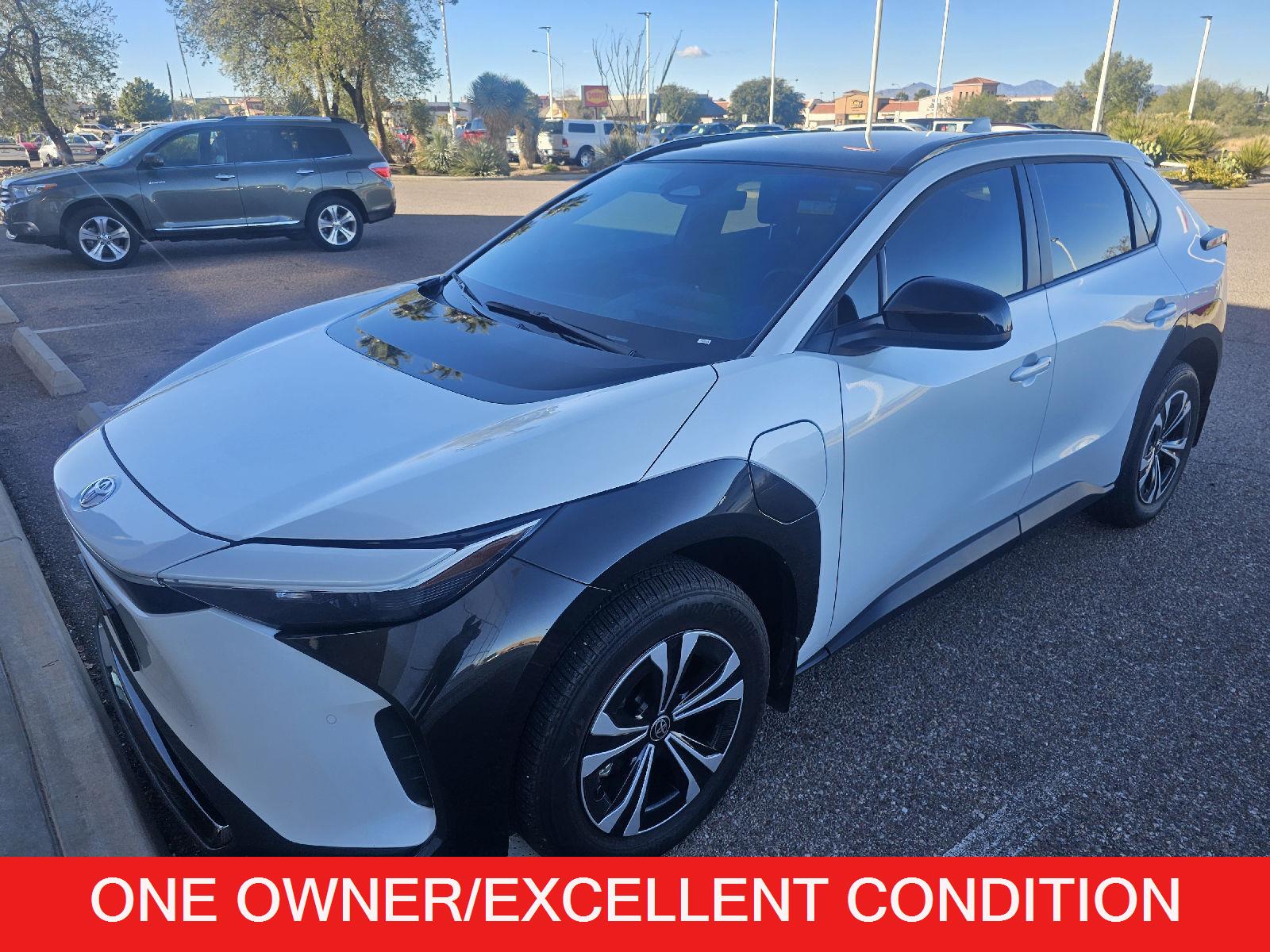 2024 Toyota bZ4X XLE's photo