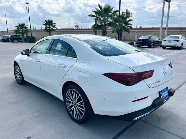 2025 Mercedes Benz CLA 250 photo 5