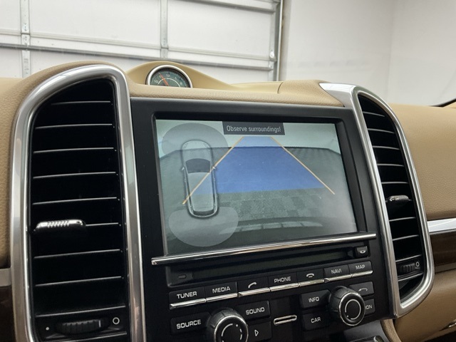 2013 Porsche Cayenne Base photo 3