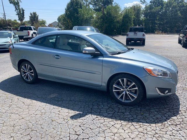 2013 Volvo C70 T5 photo 2