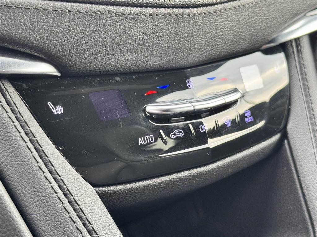2022 Cadillac XT5 Premium Luxury photo 17