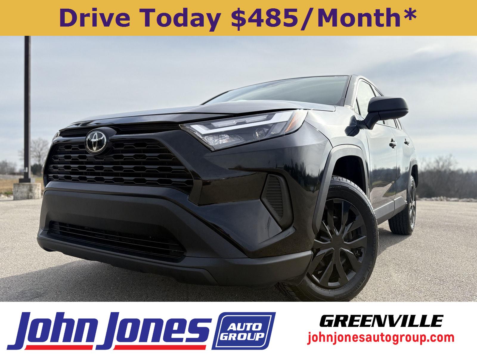 2024 Toyota RAV4 LE's photo