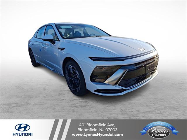 2026 Hyundai Sonata SEL's photo
