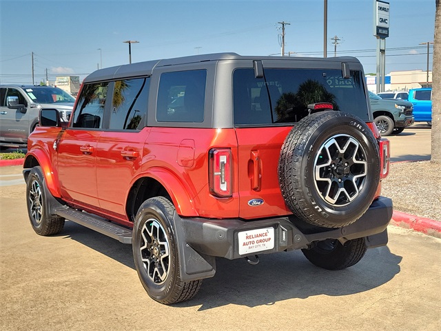 2024 Ford Bronco Outer Banks photo 5