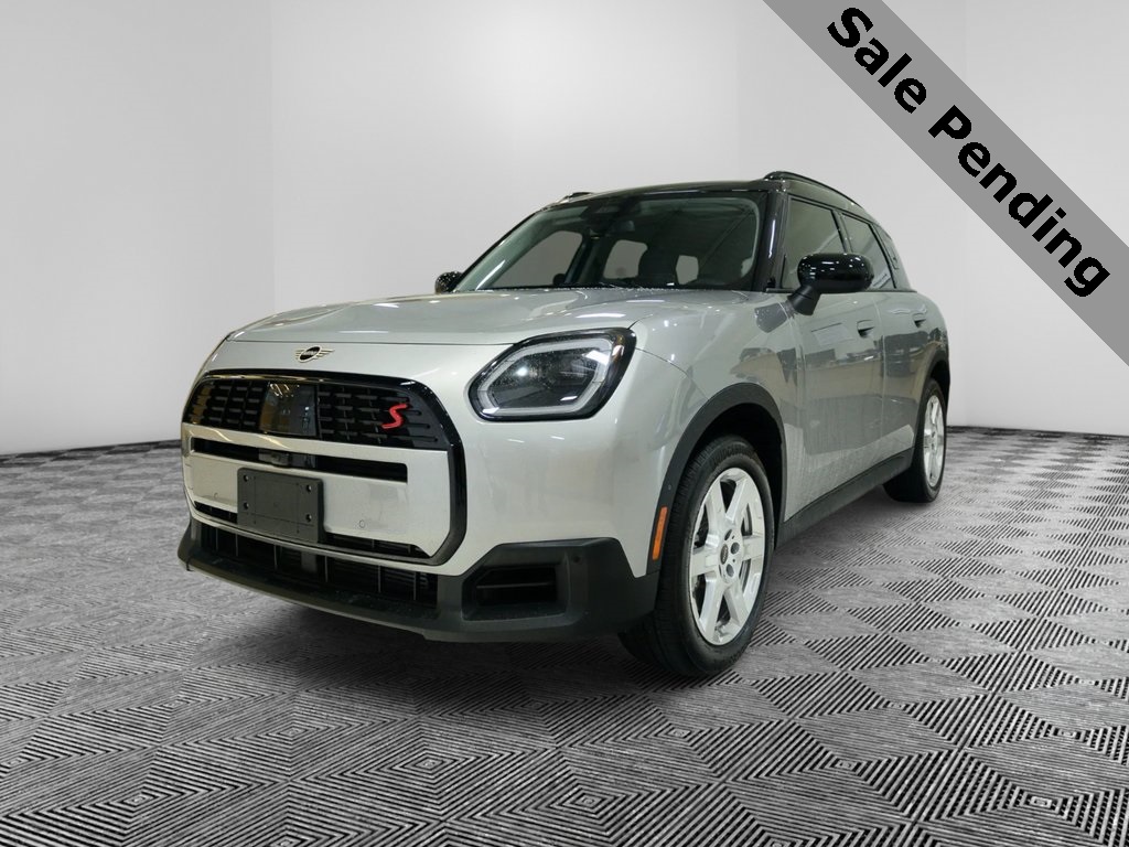 2025 MINI Countryman S's photo