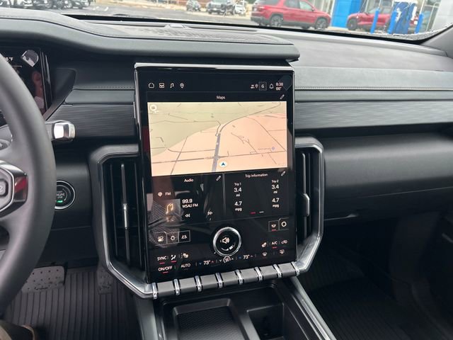 2026 Gmc Acadia AT4 photo 13