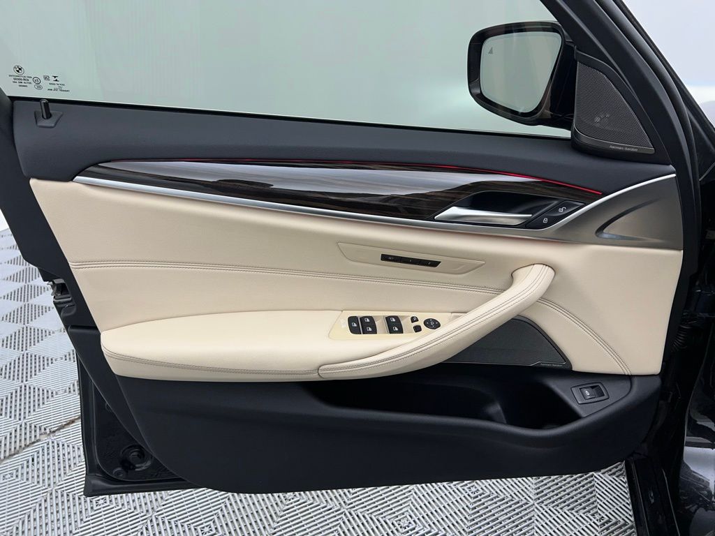 2022 Bmw 530i xDrive photo 38