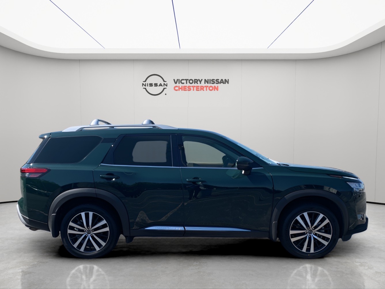 2023 Nissan Pathfinder Platinum photo 7