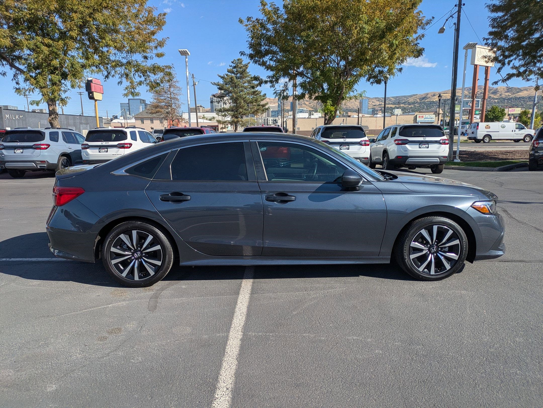2023 Honda Civic EX photo 2